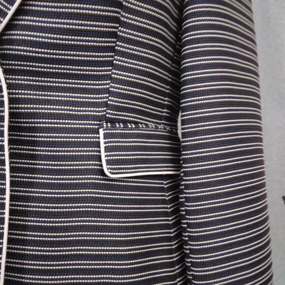 Tahari | NWT Textured Stripe Single Button Blazer Jacket Blue Black | Size 6 - Picture 3 of 9